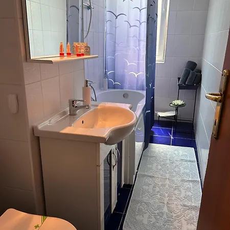 Διαμέρισμα Cozy & Warm *